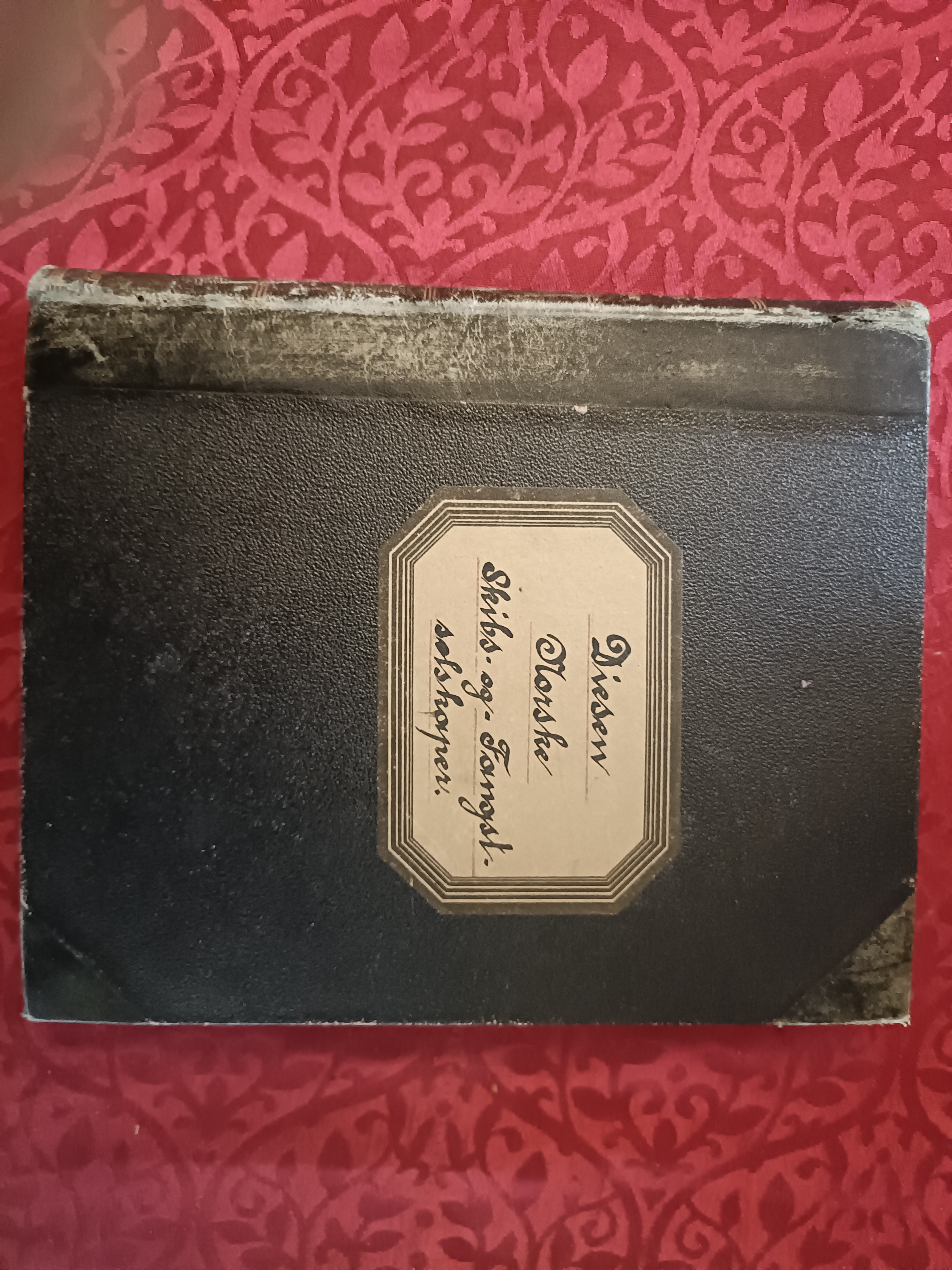 Norske skips- og fangstselskaper. I- II .